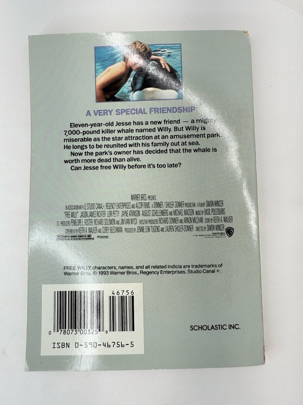 1993 Free Willy Todd Strasser Children Movie Chapter Paperback Scholastic Book gallery