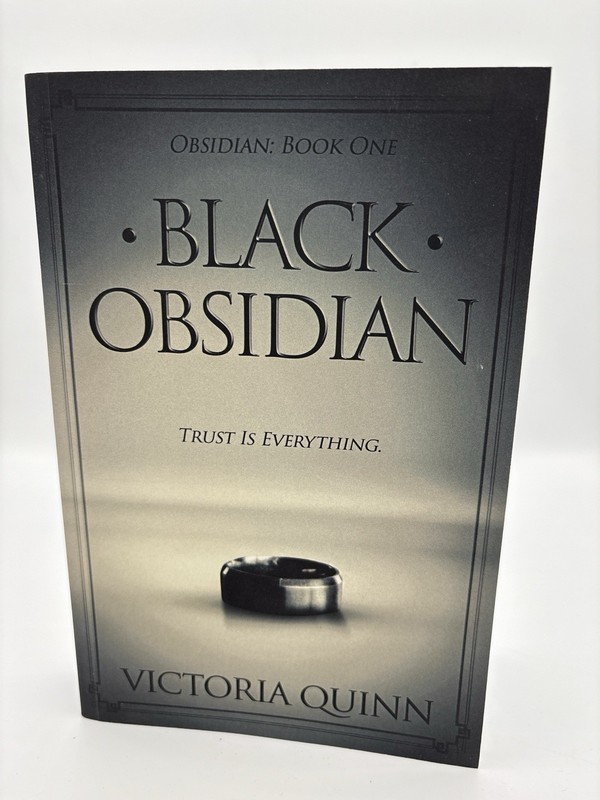 Black Obsidian Obsidian Book One by Victoria Quinn Paperback Like New Dark Rom
