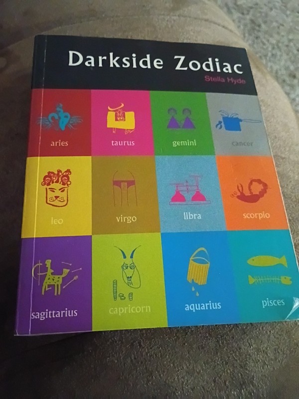 Darkside Zodiac by Stella Hyde (2004, Trade Paperback)