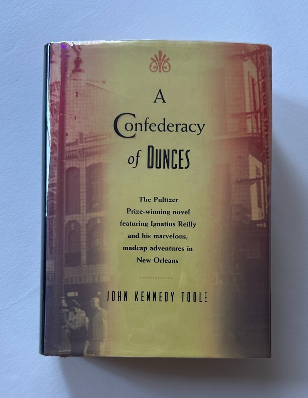 JOHN KENNEDY TOOLE A Confederacy of Dunces | 1996 Wings Books Hardcover