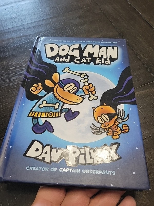 Dog Man Ser.: Dog Man and Cat Kid by Dav Pilkey (2017, Hardcover)