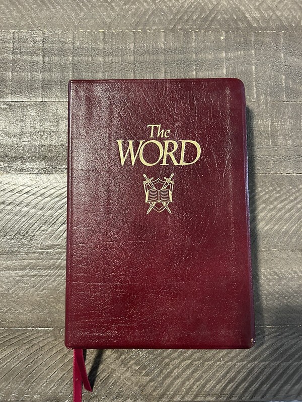 The Word Study Bible Harrison House King James Version Bonded Leather 1990
