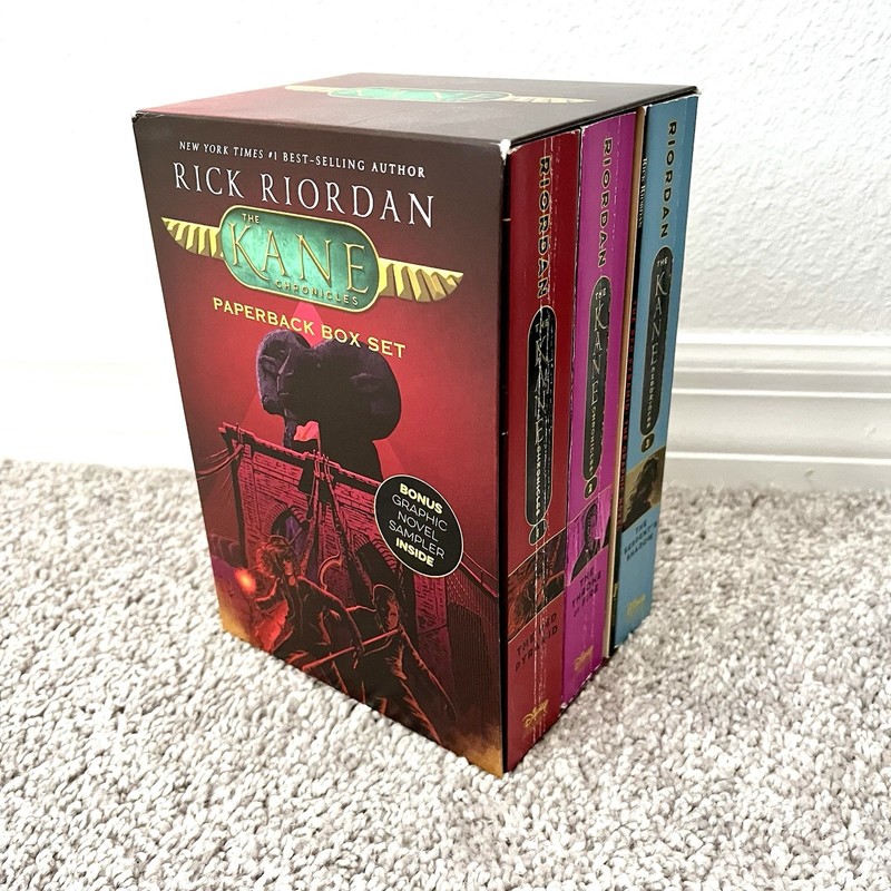 Rick Riordan Kane Chronicles Paperback Box Set The Red Pyramid Throne of Fire