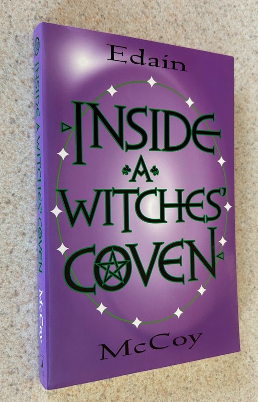 Edain MCCOY — Inside A Witches Coven (Wicca) — 1997 1st Edition TPB