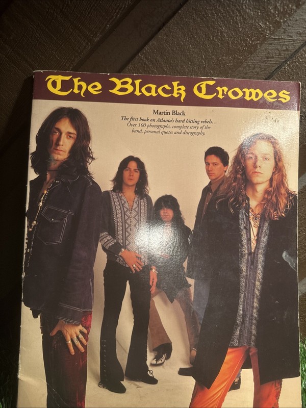 The Black Crows By Martin Black Omnibus Press