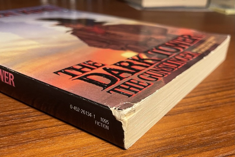 THE DARK TOWER The Gunslinger Stephen King MICHAEL WHELAN 1st Plume Printing TPB gallery