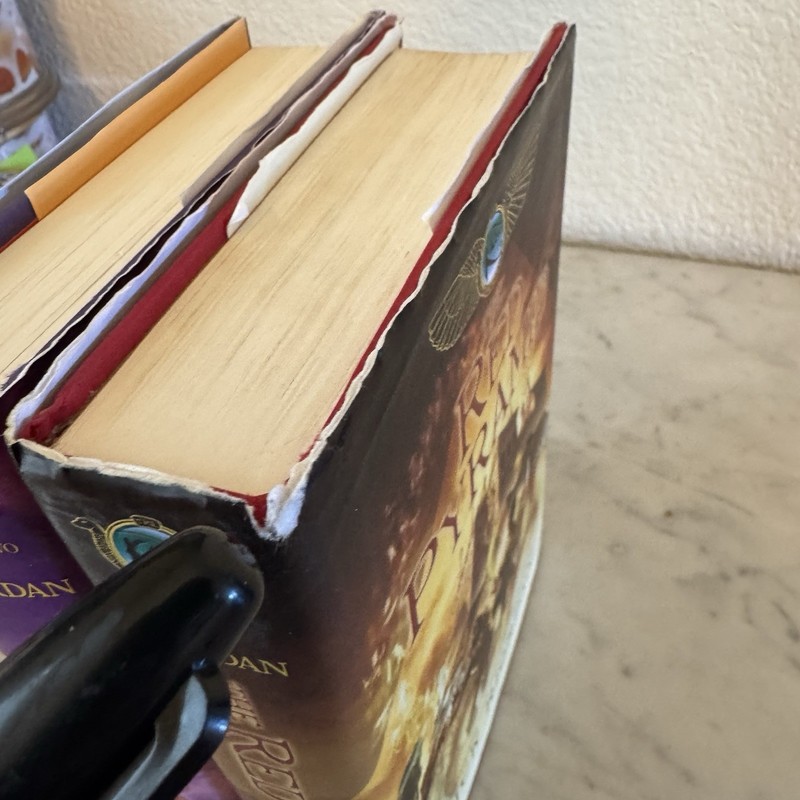 Lot Of 2 The Kane Chronicles (books 1&2) Red Pyramid/Throne Of Fire Rick Riordan gallery