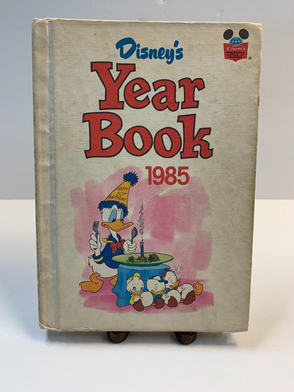 Disney’s Year Book 1985 Hardback Grolier Enterprises Inc.