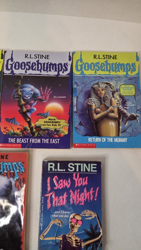 Vintage 90s Mixed Lot of 7 Scholastic Printing Goosebumps Books R.L. Stine gallery