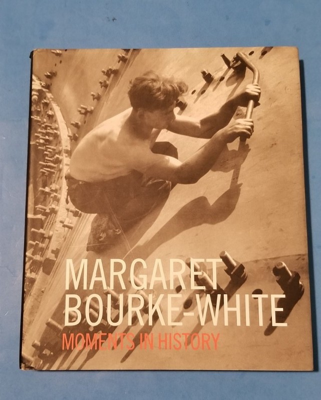Margaret Bourke-White: Moments in History, Good Books