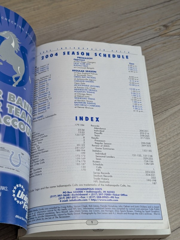 Indianapolis Colts NFL Football 2004 Media Guide Peyton Manning Edgerrin James gallery