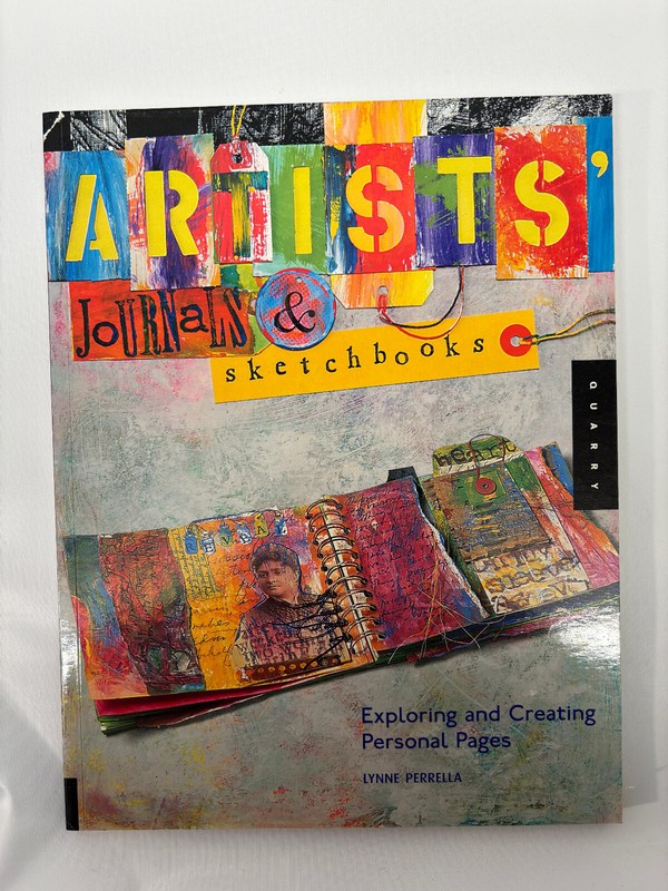 Artists’ Journals & Sketchbooks by Lynne Perrella 2004 Large Trade Paperback NEW