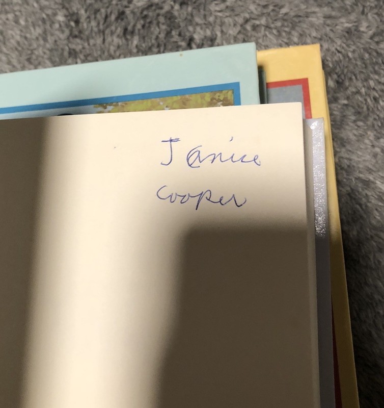 Janette Oke Keepsake Series 2-in-1 Hardcover Partial Book Set 1-8 & 13-16 Bundle gallery