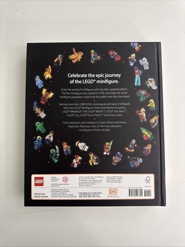 LEGO® Minifigure A Visual History New Edition (Hardback) gallery