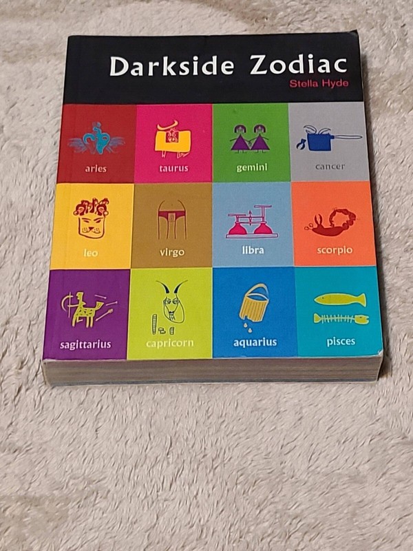 Darkside Zodiac by Stella Hyde (2004, Trade Paperback)