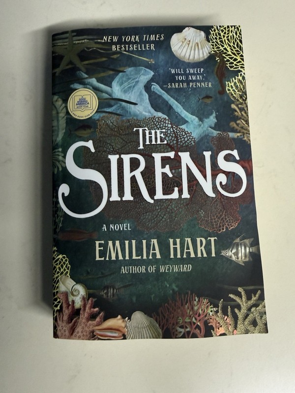 Emilia Hart Sirens: a Novel (2026, Trade Paperback) St. Martin’s Press