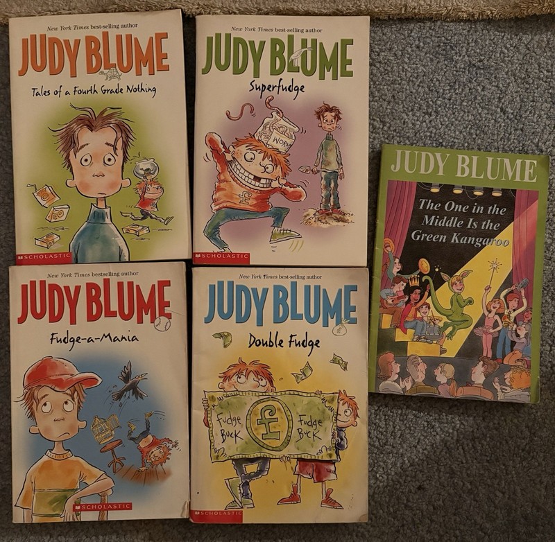 Judy Blume: FUDGE SERIES 1-4 + Vintage The 1 In The Middle Is The Green Kangaroo