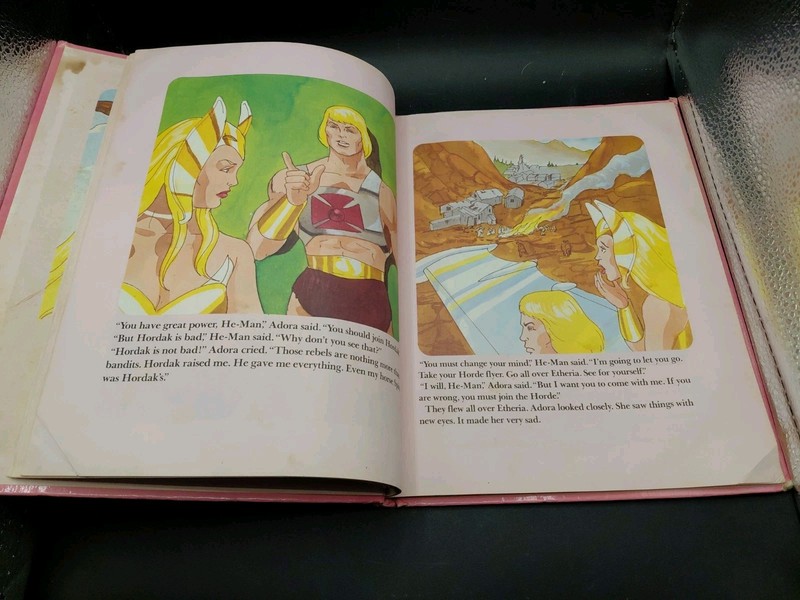 Vintage She-Ra Princess of Power Golden Book HC 1985 Mattel Masters of Universe gallery