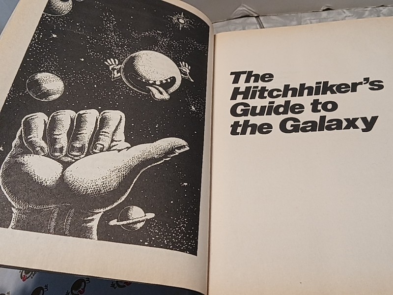 The Ultimate Hitchhiker's Guide Complete Unabridged Douglas Adams 1997 Portland gallery