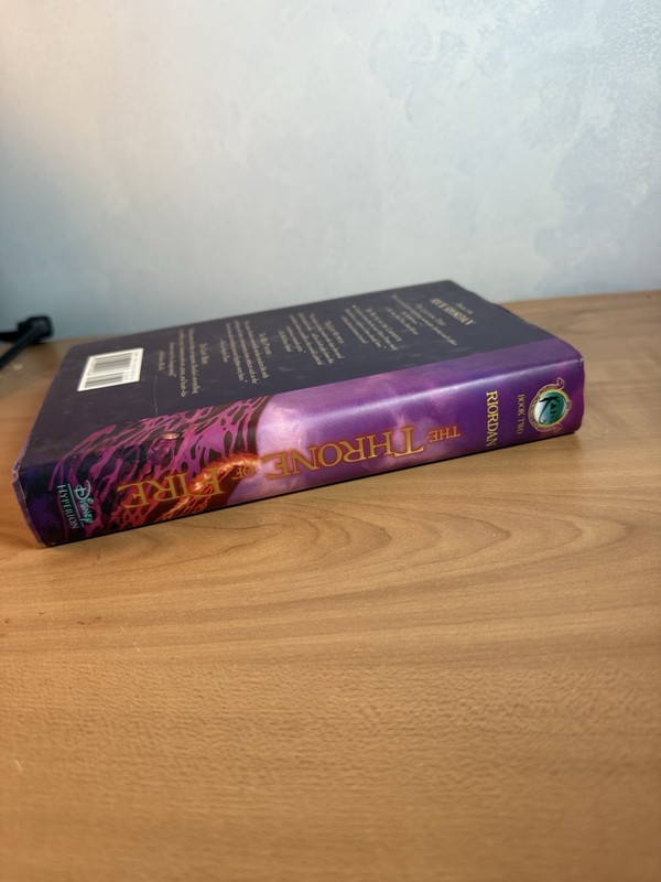 THE THRONE OF FIRE By Rick Riordan(Hardcover 2011) BOOK 2 Kane Chronicles 1st Ed gallery
