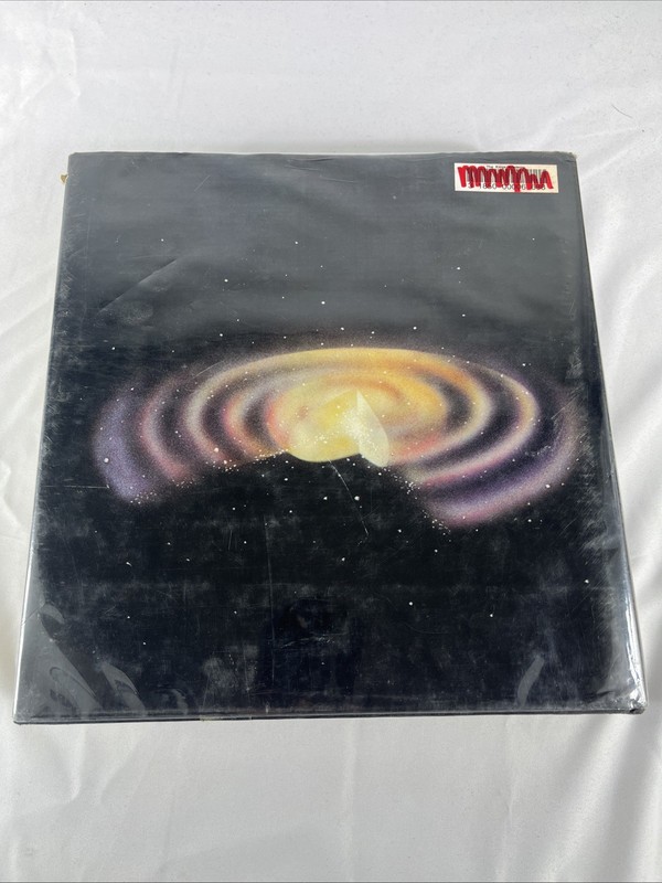 THE CAMBRIDGE ENCYCLOPAEDIA OF ASTRONOMY By Simon Mitton - Hardcover 1981 gallery