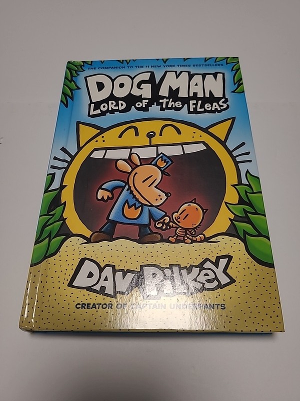 Dog Man Ser.: Dog Man: Lord of the Fleas: a Graphic Novel (Dog Man #5)