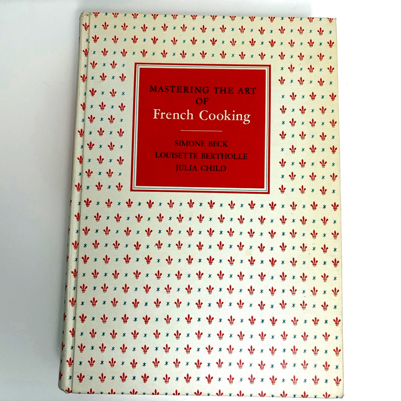 Julia Child Mastering The Art of French Cooking Aug 1965 10th Printing No DJ VG