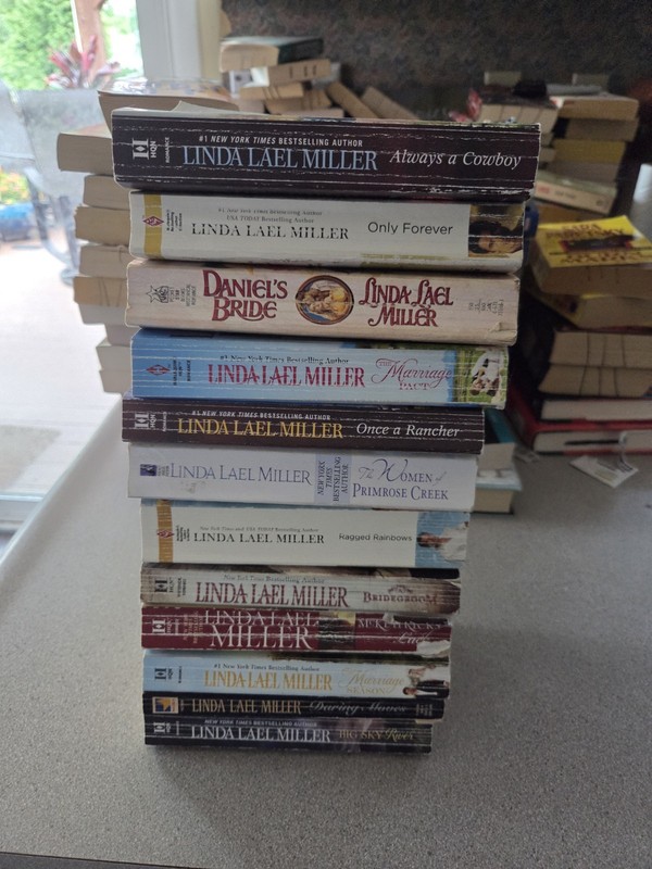 Linda Lael Miller Book Lot Of 12 PB 4 Are 2 Or 4-in-1. 18 Story Total Romance gallery