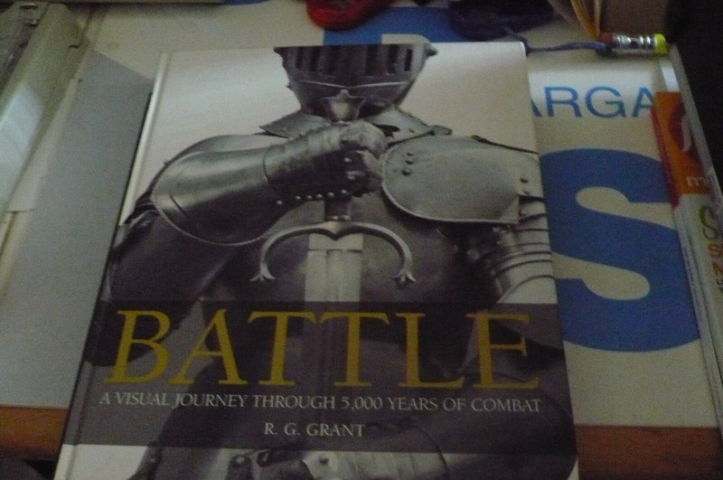 Battle : A Visual Journey Through 5,000 Years of Combat by R. G. Grant (2005,…